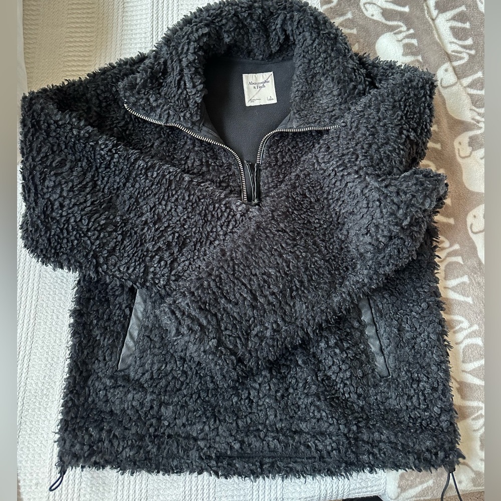 Abercrombie & Fitch Quater-Zip Sherpa Pullover